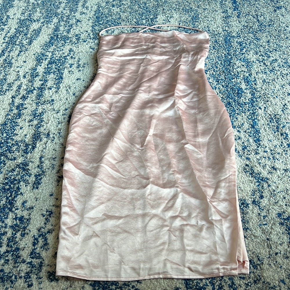 ❌SOLD❌superdown Billie Drape Midi Dress in Blush pink Small - Picture 3 of 12